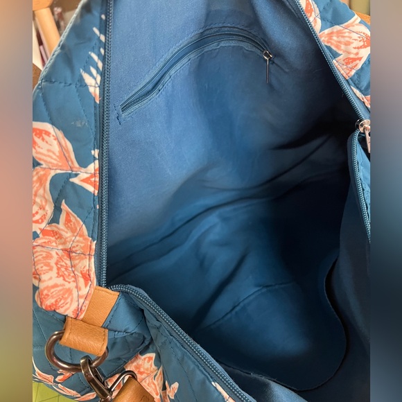 Roxy turquoise quilted duffel bag - Picture 6 of 6